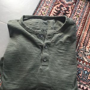 Banana Republic long sleeve